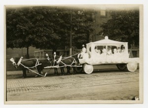 Float representing St. Vincent's Hospital, Charity Circus, Worcester, July 15, 1909